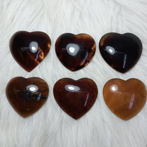 Venta al por mayor de alta calidad Natural Indonesia Sumatra ámbar corazón preocupación forma piedras preciosas artesanías curación cristal 4x4x1 cm - Product Image 4