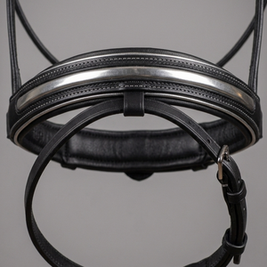 บังเหียนม้าหนังพรีเมียมประดับเงินวิบวับ สายรัดหน้าผากและสายรัดจมูกแบบ Ergonomic สไตล์อังกฤษ ผู้ผลิตอุปกรณ์ขี่ม้าขายส่ง - Product Image 4