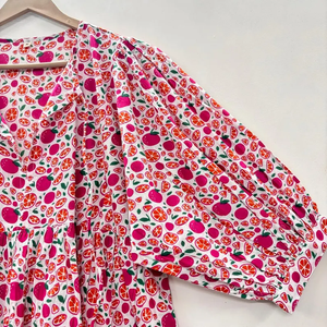 Robe mini en coton écologique faite à la main avec imprimé floral à la main, col en V, manches 3/4, ourlet à volants en dentelle, lavable, style chinoiserie - Product Image 3