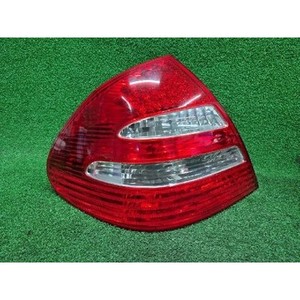 Luz Trasera Izquierda para Clase E 2002-2009, Usada, OEM A2118200564 - Product Image 1