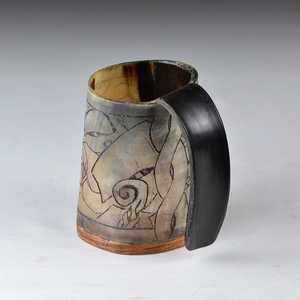 Mug en corne naturelle artisanal, fabriqué à partir de véritable corne de buffle, pour les magasins de détail, les boutiques de cadeaux et l'exportation. - Product Image 5