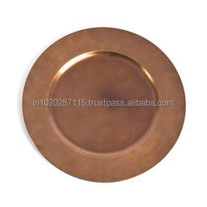 Placa de cargador de metal de estilo vintage de alta calidad, perfecta para uso tradicional en banquetes o eventos de catering - Product Image 4