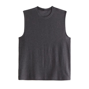 Débardeur de sport noir pour homme, coupe ajustée, anti-transpiration, léger, idéal pour l'entraînement et l'été. - Product Image 1