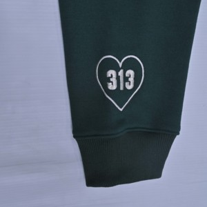 Sudadera con capucha verde para hombre MRI Made, con cremallera, de algodón y forro polar, con letra D bordada, informal, para otoño, de corte regular, diseño personalizado. - Product Image 6