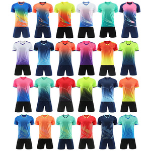 Conjunto de Camiseta de Fútbol para Hombre con Degradado, Manga Corta, Cuello en V, Secado Rápido, Transpirable, Absorbe la Humedad, Uniforme de Fútbol de Poliéster - Product Image 5