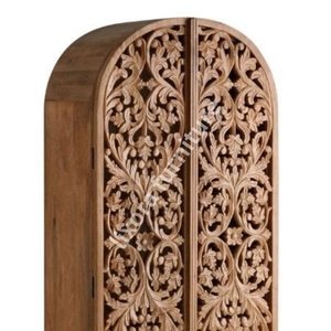Armario de Lujo Hecho a Mano con Madera Sólida, Arqueado, de 2 Puertas, con Tallado Ornamental de Hojas Botánicas, en Roble Miel - Product Image 2