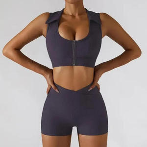 Ensemble de yoga et de fitness pour femmes, short et soutien-gorge à fermeture éclair sur le devant, fabriqué au Pakistan, nouveau design, vêtements de sport, ensemble de yoga pour femmes, matière respirante de qualité supérieure - Product Image 4