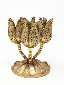 Elegant Antique Lipstick Display Stand Decorative Metal Cosmetic Organizer for <b>Vanity</b> Table and <b>Makeup</b> Storage - Product Image 4