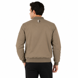 Chaqueta bomber informal para hombre con diseño elegante, tela suave y corte relajado para un uso diario con estilo, viajes y actividades al aire libre. - Product Image 3