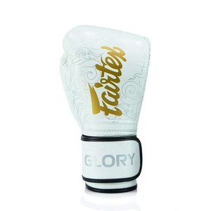 นวมชกมวย Fairtex x Glory รุ่นพิเศษ หนัง PU รุ่น Glory Edition สำหรับฝึกซ้อมในยิม แบบ Unisex ปิดด้วยหัวเข็มขัด รุ่น RL-BG-283 - Product Image 3