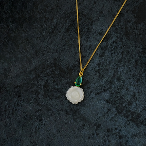 Pendentif Fleur de Rose Blanche Sculptée en Nacre, Collier Plaqué Or Fait Main, Coquillage, Bijou Bohème Tendance, Charme Mariage - Product Image 2