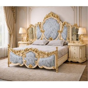 Juego de Muebles de Dormitorio Neoclásicos de Madera de Inspiración Romana, Cama King Size Clásica con Mesitas de Noche, Juego de Dormitorio Personalizado a Medida - Product Image 1