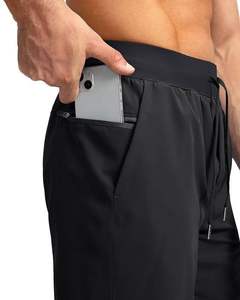 Shorts de sport pour homme personnalisés, séchage rapide, poche sécurisée pour téléphone, légers, respirants, pour la course à pied, l'entraînement, en polyester, taille élastique - Product Image 3