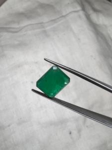 Émeraude Sakota naturelle de 4,44 carats, forme octogonale, pierre précieuse vert foncé facettée, pierre précieuse pour la fabrication de bijoux fins - Product Image 2