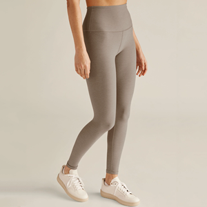 Leggings de sport pour femmes à taille haute, effet push-up sexy, imprimé léopard numérique, taille croisée, pour la gym, le fitness et le quotidien - Product Image 2