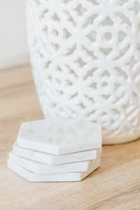 Posavasos de Mármol Blanco con Base de Corcho, Acabado Pulido o Mate - Product Image 2