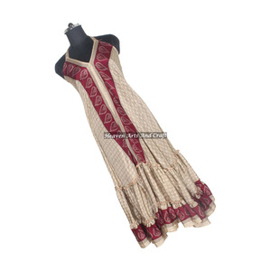 Nouvelle Robe Sari en Soie Bohème d'Été, Robe Sari en Soie Bohème à Col Halter et Col en V, Vêtements Hippie Bohème pour Femme, Sari en Soie Vintage Indien - Product Image 1