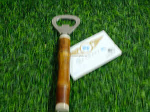 Tire-bouchon à vin en bambou Ouvre-bouteille de vin en bambou Logo personnalisé Multi Function Deluxe Horn Opener par Rf Crafts - Product Image 3