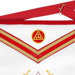 Delantal de Cuero Vintage para el Grado de Gran Sacerdote del Arco Real - Delantal de Terciopelo Rojo con Corona Dorada - Product Image 2