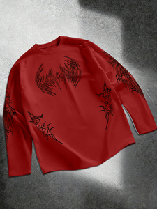 Camiseta Gótica Roja de Manga Larga para Hombre, Cuello Redondo, Algodón Jersey, Diseño Estampado, Corte Regular - Product Image 1