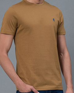 เสื้อยืดกีฬาผู้ชาย ผ้าฝ้าย 100% สีพื้น น้ำหนักเบา 200 กรัม แห้งเร็ว ระบายอากาศดี รับผลิตตามแบบ OEM สำหรับออกกำลังกาย - Product Image 4