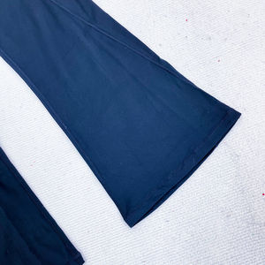 Pantalon de yoga évasé pour femme, taille élastique, coupe ajustée, style nude, décontracté, avec poche, vente en gros - Product Image 6