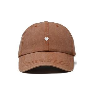 Gorra de Béisbol de Mezclilla de Algodón a Rayas de Alta Calidad con Bordado de Corazón, Estilo Deportivo, Ajustable, para Hombres y Mujeres, Gorra para Deportes al Aire Libre y Protección Solar - Product Image 5