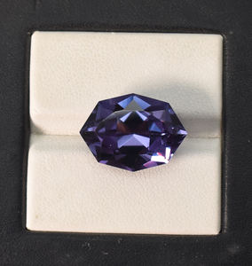 Alexandrita de laboratorio, corte hexagonal elegante, 18x13 mm, 17.65 ct, piedra preciosa suelta para la fabricación de joyas - Product Image 1