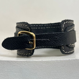Venta al por mayor 2025 último tono plateado broca de caballo Hardware con hebilla de pasador ajustable pulsera de cuero de vaca ancha joyería para Unisex - Product Image 6