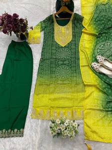 Nouvelle Robe Salwar Kameez HENIXA CREATION pour Femmes, Style Indien et Pakistanais, Coupe Ajustée, Séchage Rapide, en Faux Georgette Lourd, Idéale pour Mariages et Fêtes - Product Image 6