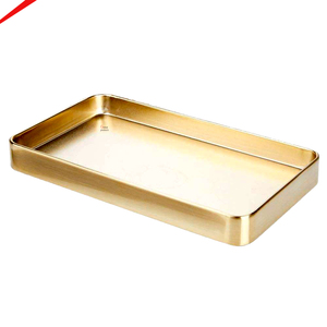 Plateau rectangulaire en acier inoxydable martelé au design moderne, avec poignées en métal en forme de plumes, pour la présentation et le service des aliments - Product Image 2
