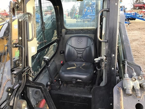 Cargadora Compacta L228 2016 con Cabina Cerrada, Máquina de Construcción de Alto Rendimiento - Product Image 3