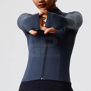 Veste de yoga tendance pour femme, tissu léger, fermeture éclair intégrale, coupe ajustée, veste de sport pour entraînement fitness et course à pied - Product Image 3