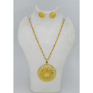 Pendiente de aleación chapada en oro étnico, conjunto de colgante de cadena, conjunto de colgante de joyería de diseñador de exportación inspirado tradicional de moda, pendiente de cadena - Product Image 2