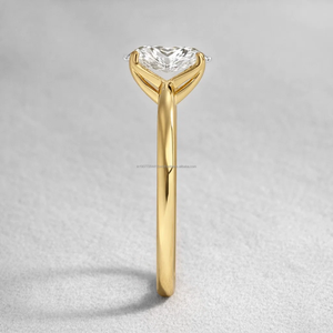 Anillo de Compromiso y Boda Minimalista con Diamante Cultivado en Laboratorio, Corte Ovalado de 2 Quilates, Certificado IGI, Oro Amarillo de 14k para Mujer - Product Image 3