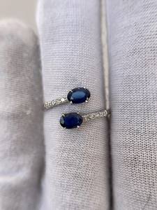 Anillo de dos piedras de zafiro azul, anillo de compromiso y aniversario de zafiro azul real para mujer, joyería. - Product Image 5