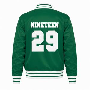 Chaqueta Universitaria Verde Satinada para Mujer Iota Phi Lambda con Botones a Presión, Letras Griegas Bordadas, Cuello y Puños de Punto a Rayas, Ropa Universitaria - Product Image 4
