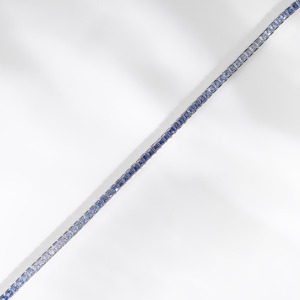 Bracelet tennis en moissanite bleue taille princesse en argent 925, bijoux fins minimalistes, fabricant indien. - Product Image 1