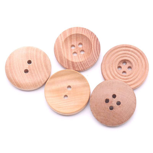 Botones de Madera Sostenible de 15mm al por Mayor de Fábrica, Decoración con Logotipo en Cáscara de Coco para Suéteres, Camisas y Abrigos, Artesanía Natural - Product Image 3