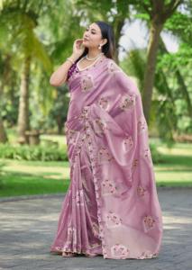 Sari Tradicional Indio de Seda Blanca con Bordado y Tela Arrugada, con Borde de Trabajo de Mano, para Mujer, Ideal para Bodas, Fiestas y Eventos, Última Moda - Product Image 3
