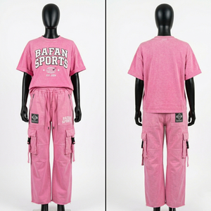 Conjunto de Camiseta Rosa Lavada de Algodón de 230 GSM de Alta Calidad con Pantalones Cargo para Mujer, Ropa Urbana con Logotipo Personalizado - Product Image 5