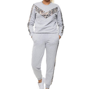 Conjunto de sudadera con estampado de leopardo negro para mujer, cuello redondo, manga larga, pantalones deportivos informales, ropa de otoño - Product Image 6