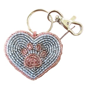 ลูกปัดรูปหัวใจพิมพ์ลายอุ้งเท้าน่ารักมีเสน่ห์มีเสน่ห์รูปดาวที่กำหนดเองได้ทุกวันของขวัญสำหรับเด็กผู้หญิงเทรนด์ใหม่สำหรับลูกปัด - Product Image 1