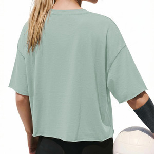 เสื้อยืดผ้าฝ้ายผู้หญิง รุ่นซัมเมอร์ 2026 ทรงบ็อกซี่ ดีไซน์ใหม่ รับสกรีนลาย พิมพ์ลายกราฟิกแบบมีเท็กซ์เจอร์ บริการ OEM เสื้อครอปผู้หญิง - Product Image 3