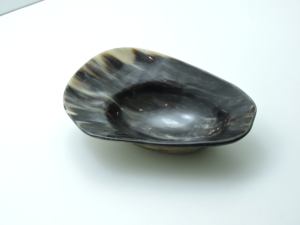 Cuenco decorativo de cuerno de búfalo auténtico de diseño personalizado, cuenco para servir, cuenco de cuerno para ensalada a un precio muy razonable - Product Image 3