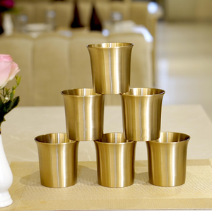 Verre en laiton plaqué or avec un design classique de haute qualité pour servir et boire du vin/jus/lait à prix avantageux - Product Image 6