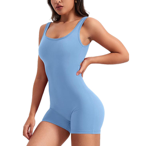 Mono de yoga azul cielo para mujer, ajustado, ceñido al cuerpo, ropa deportiva sin mangas, mono deportivo para gimnasio. - Product Image 2