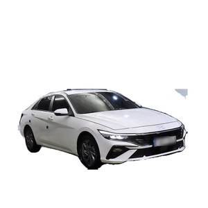 Hyundai Avante Modern 2025 con 17,735 km, Volante a la Izquierda, Asientos de Cuero, Cámara Trasera - Product Image 1