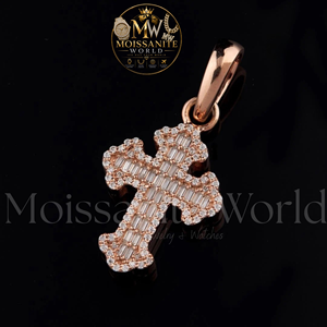 Pendentif croix en moissanite taille baguette, argent sterling 925 plaqué rhodium, style hip-hop, bijou unisexe pour cadeau et soirée - Product Image 5