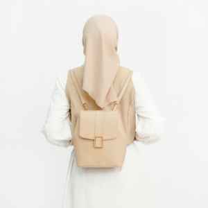 Sac à dos pour femme en cuir synthétique, sac multifonction, sangle réglable, fermeture éclair et fermeture magnétique - Product Image 3